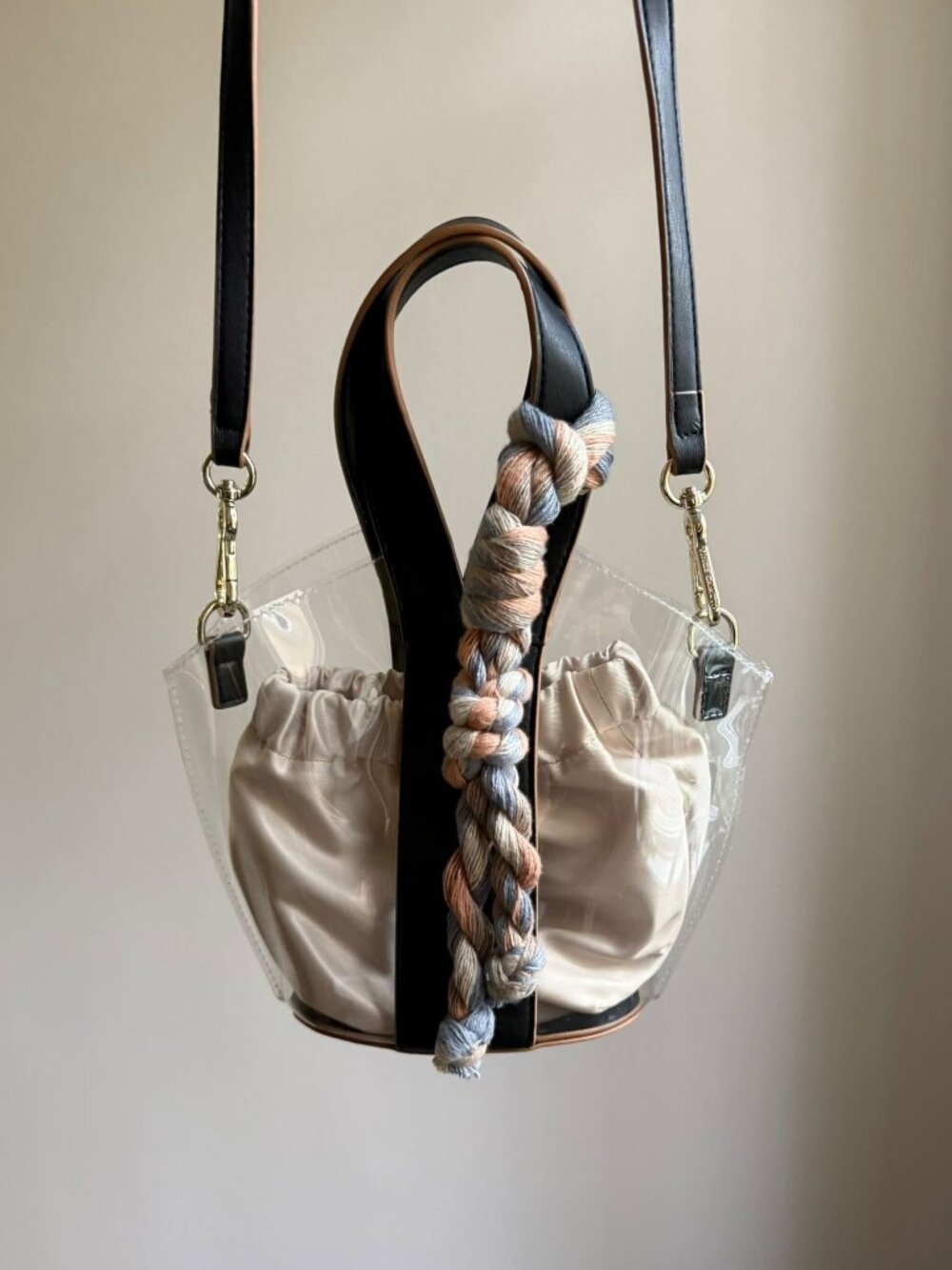 Vince Camuto Clear Vinyl Bucket Bag with Removable Cream Pouch NWOT